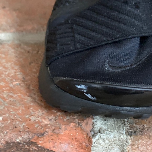 Nike Slip Ons - Picture 2 of 5